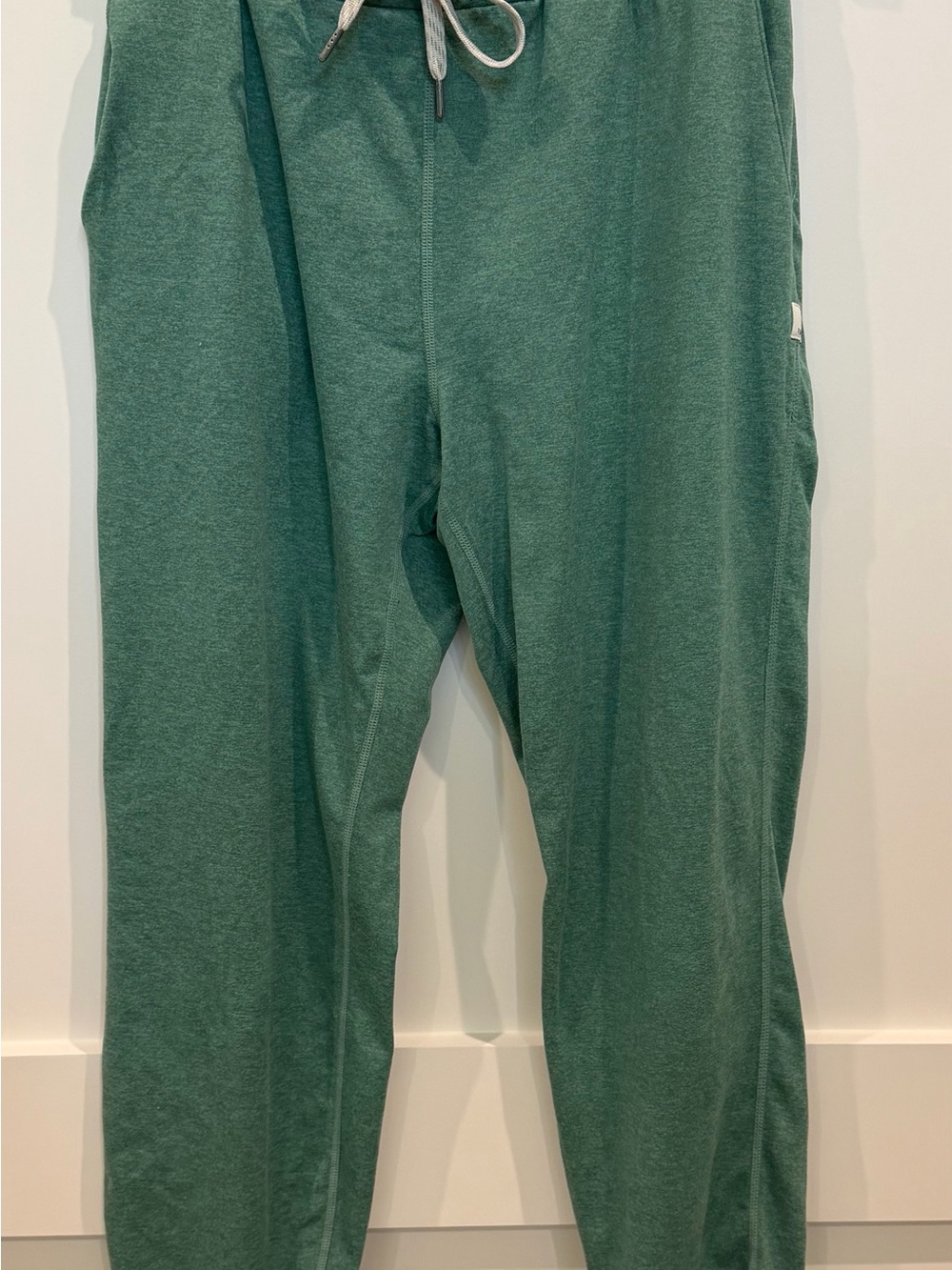 Vuori Green Drawstring Jogger Pants